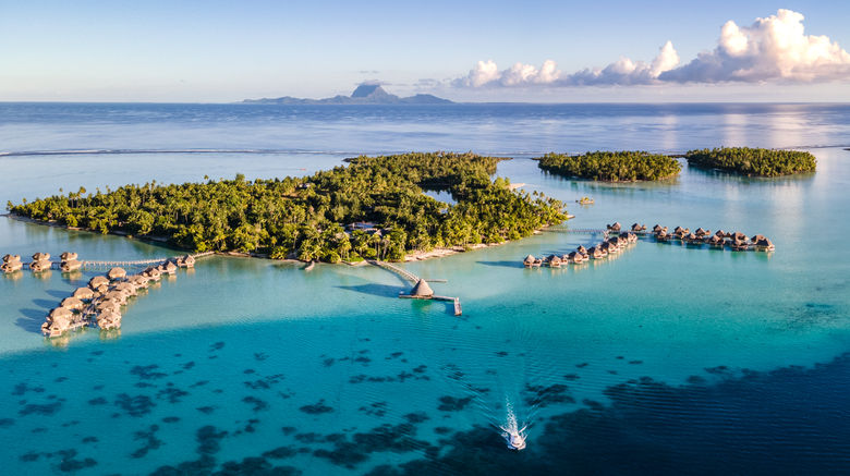 <b>Le Taha'a Island Resort & Spa Exterior</b>. Images powered by <a href="https://www.leonardoworldwide.com/" title="Leonardo Worldwide" target="_blank">Leonardo</a>.