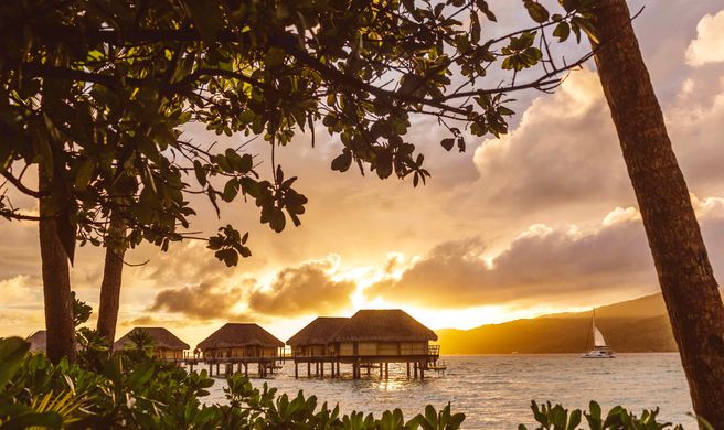 Le Taha'a Island Resort & Spa Exterior
