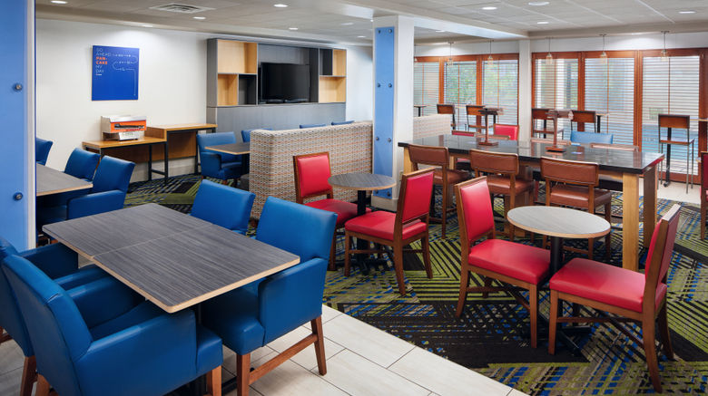 <b>Holiday Inn Express & Stes Med Ctr Area Lobby</b>. Images powered by <a href="https://www.leonardoworldwide.com/" title="Leonardo Worldwide" target="_blank">Leonardo</a>.