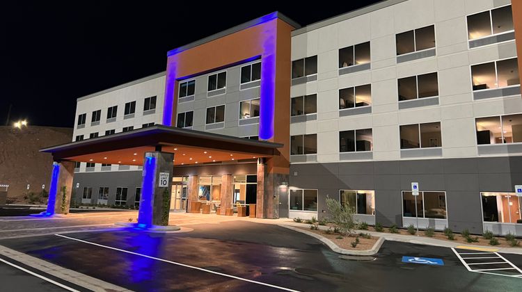 Holiday Inn Express/Stes Henderson South Exterior