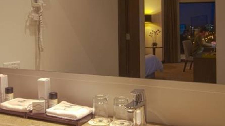 <b>Hotel Morrison 114 Room</b>. Images powered by <a href="https://www.leonardoworldwide.com/" title="Leonardo Worldwide" target="_blank">Leonardo</a>.