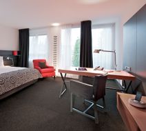 The Madison Hamburg Room
