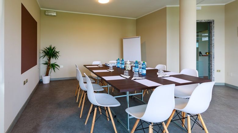 <b>Hotel Oleggio Malpensa Meeting</b>. Images powered by <a href="https://www.leonardoworldwide.com/" title="Leonardo Worldwide" target="_blank">Leonardo</a>.