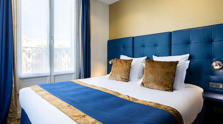 Hotel Trianon Gare de Lyon Room