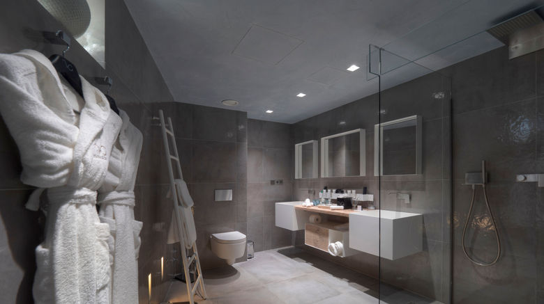 <b>Villa Geba Room</b>. Images powered by <a href="https://www.leonardoworldwide.com/" title="Leonardo Worldwide" target="_blank">Leonardo</a>.