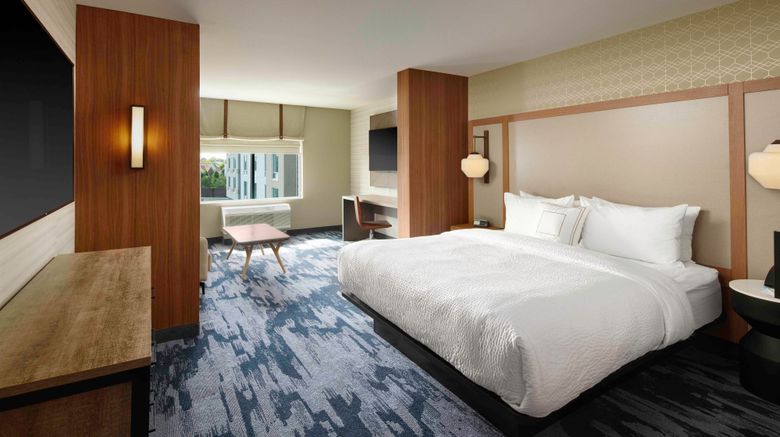 <b>Fairfield Inn & Suites Louisville NE Suite</b>. Images powered by <a href="https://www.leonardoworldwide.com/" title="Leonardo Worldwide" target="_blank">Leonardo</a>.