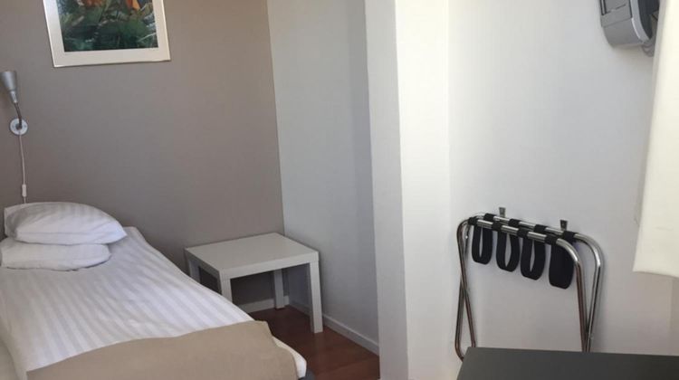 Hotel E10 Room