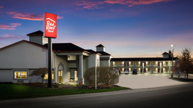 Red Roof Inn Weedsport Exterior