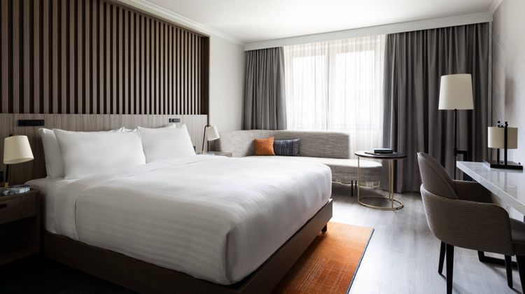 Paris Charles de Gaulle Airport Marriott Room