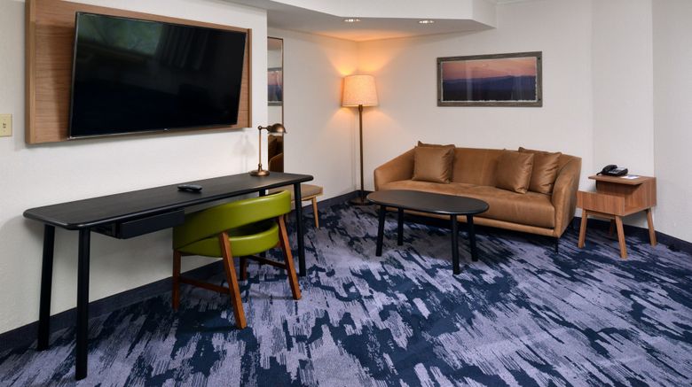 <b>Fairfield Inn & Suites Goshen Middletown Suite</b>. Images powered by <a href="https://www.leonardoworldwide.com/" title="Leonardo Worldwide" target="_blank">Leonardo</a>.