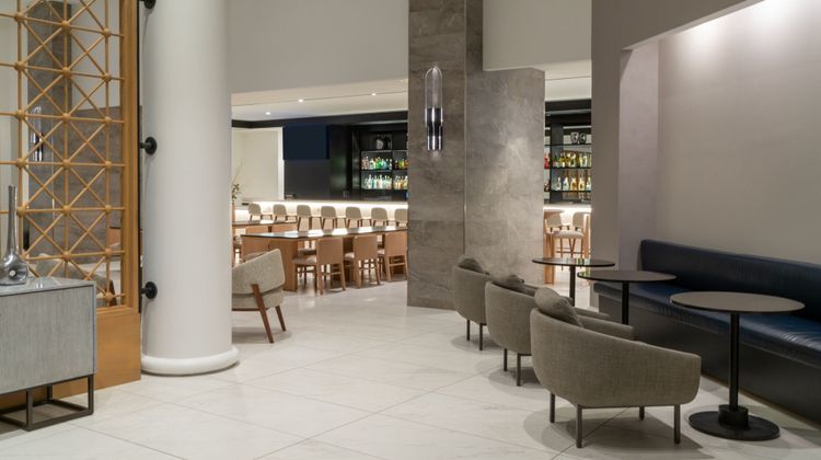 Falls Church Marriott Fairview Park Lobby