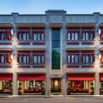 The Vagabond Club, a Tribute Portfolio