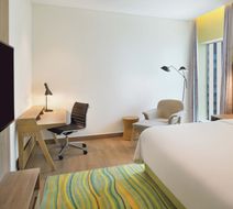Element City Center Doha Room
