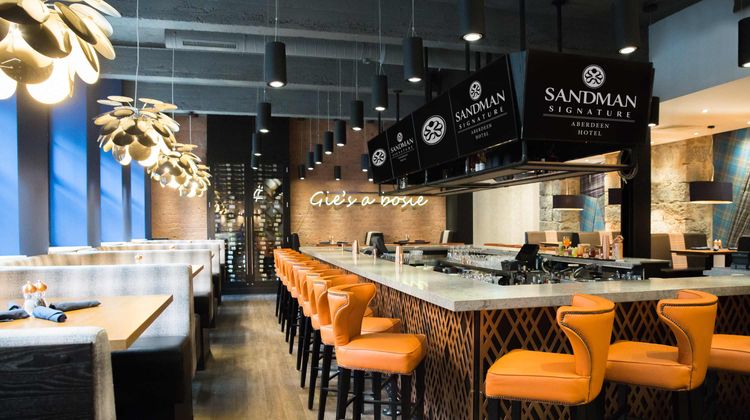 Sandman Signature Aberdeen Hotel Restaurant