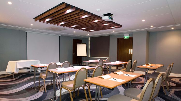 Sandman Signature Gatwick Meeting