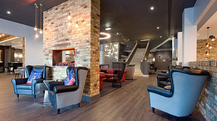 Sandman Signature Gatwick Lobby