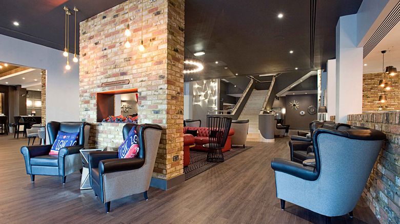 <b>Sandman Signature Gatwick Lobby</b>. Images powered by <a href="https://www.leonardoworldwide.com/" title="Leonardo Worldwide" target="_blank">Leonardo</a>.