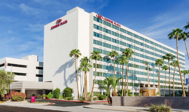 Crowne Plaza Phoenix Airport - PHX Exterior