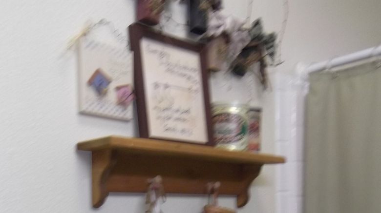<b>Alaskas Lake Lucille Bed & Breakfast Room</b>. Images powered by <a href="https://www.leonardoworldwide.com/" title="Leonardo Worldwide" target="_blank">Leonardo</a>.