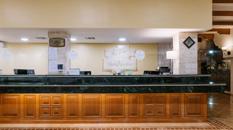Holiday Inn Merida Lobby