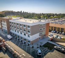 Holiday Inn Express & Suites San Jose Exterior