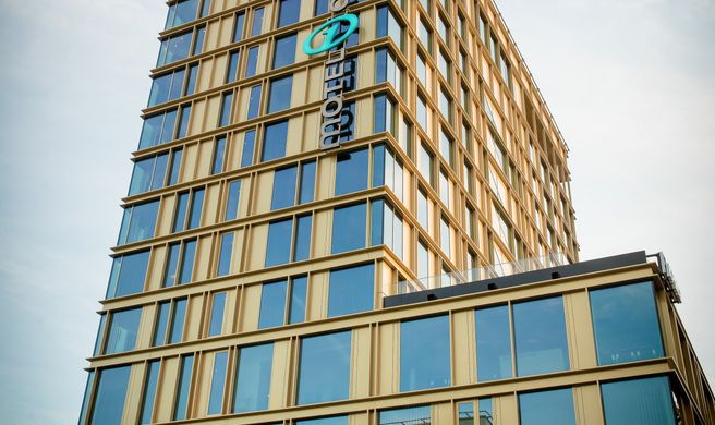 Motel One Innsbruck Exterior