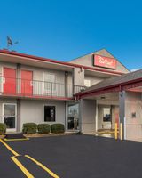 Red Roof Inn & Suites Jackson, TN