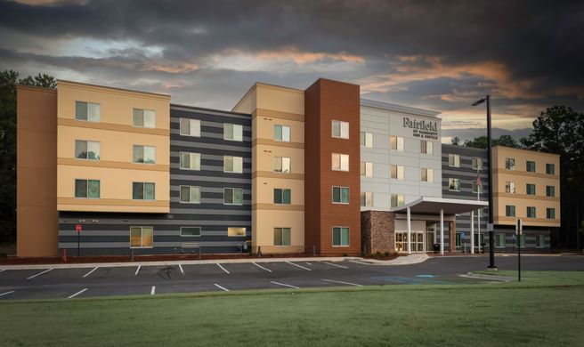 Fairfield Inn & Suites Atlanta Marietta Exterior