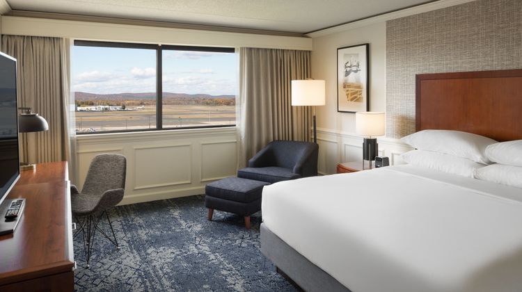 Sheraton Hartford Hotel at Bradley Arpt Room
