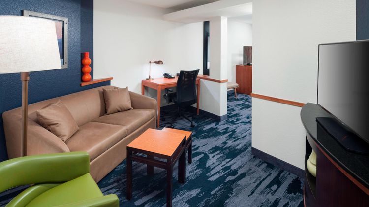 Fairfield Inn & Suites Parmer Lane Room