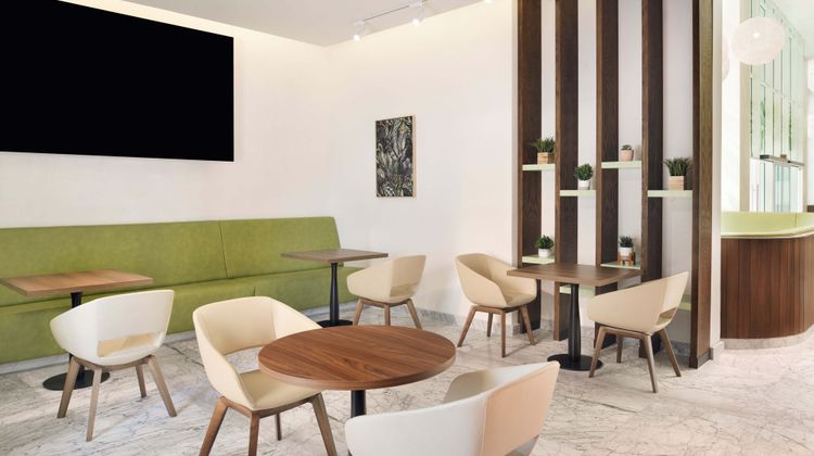 Element City Center Doha Restaurant