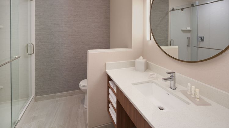 Fairfield Inn & Suites West Palm Beach Room