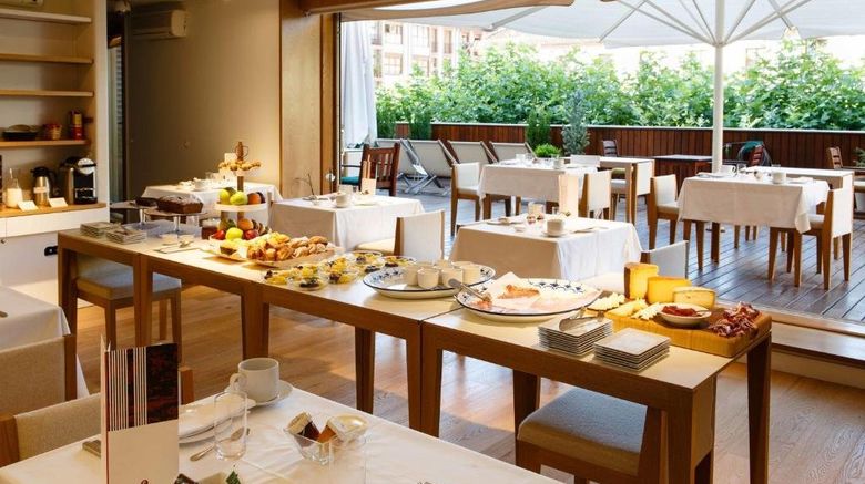 <b>Echaurren Hotel Restaurant</b>. Images powered by <a href="https://www.leonardoworldwide.com/" title="Leonardo Worldwide" target="_blank">Leonardo</a>.