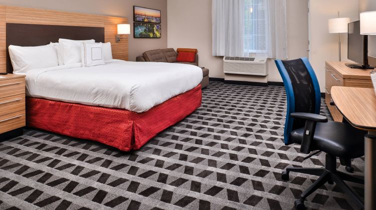TownePlace Suites Charleston Suite
