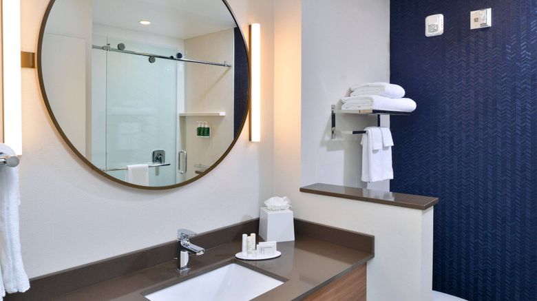 <b>Fairfield Inn & Stes Univ Research Park Room</b>. Images powered by <a href="https://www.leonardoworldwide.com/" title="Leonardo Worldwide" target="_blank">Leonardo</a>.