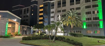 Holiday Inn Orlando International Drive- Exterior