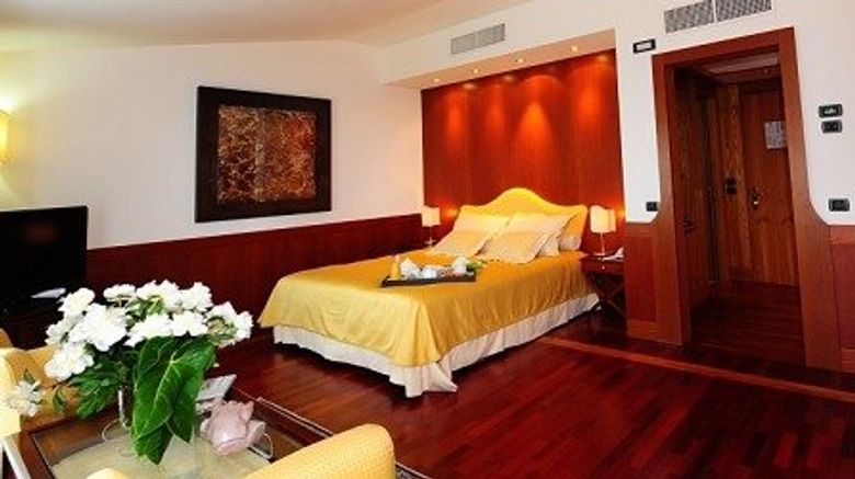 <b>Grand Hotel Assisi Room</b>. Images powered by <a href="https://www.leonardoworldwide.com/" title="Leonardo Worldwide" target="_blank">Leonardo</a>.