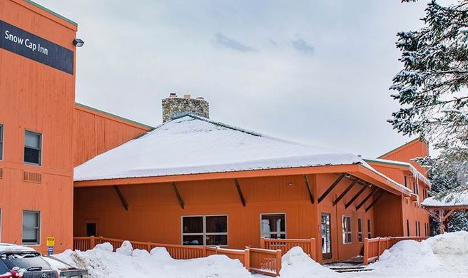 Snow Cap Inn Exterior