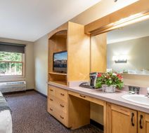 Snow Cap Inn Room