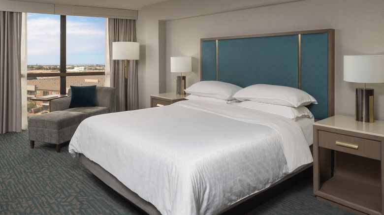 <b>Sheraton Dallas Hotel by the Galleria Room</b>. Images powered by <a href="https://www.leonardoworldwide.com/" title="Leonardo Worldwide" target="_blank">Leonardo</a>.