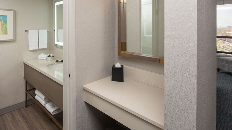 <b>Sheraton Dallas Hotel by the Galleria Room</b>. Images powered by <a href="https://www.leonardoworldwide.com/" title="Leonardo Worldwide" target="_blank">Leonardo</a>.