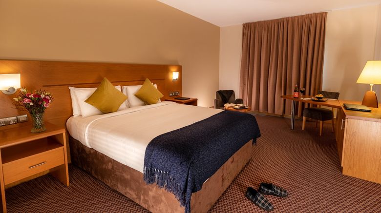 <b>Ballymascanlon Hotel & Golf Resort Room</b>. Images powered by <a href="https://www.leonardoworldwide.com/" title="Leonardo Worldwide" target="_blank">Leonardo</a>.
