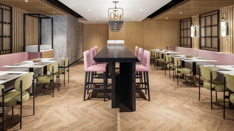 <b>Sheraton Nanjing Kingsley Hotel & Towers Restaurant</b>. Images powered by <a href="https://www.leonardoworldwide.com/" title="Leonardo Worldwide" target="_blank">Leonardo</a>.