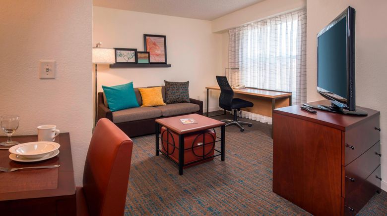 <b>Residence Inn Fairfax Merrifield Room</b>. Images powered by <a href="https://www.leonardoworldwide.com/" title="Leonardo Worldwide" target="_blank">Leonardo</a>.