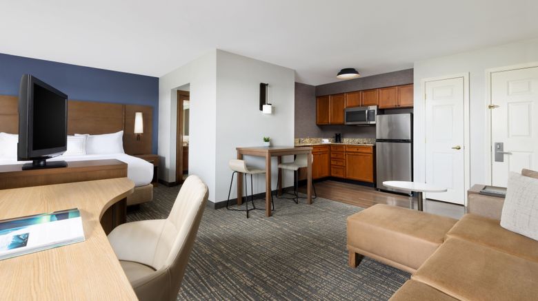 <b>Residence Inn Potomac Mills Woodbridge Suite</b>. Images powered by <a href="https://www.leonardoworldwide.com/" title="Leonardo Worldwide" target="_blank">Leonardo</a>.