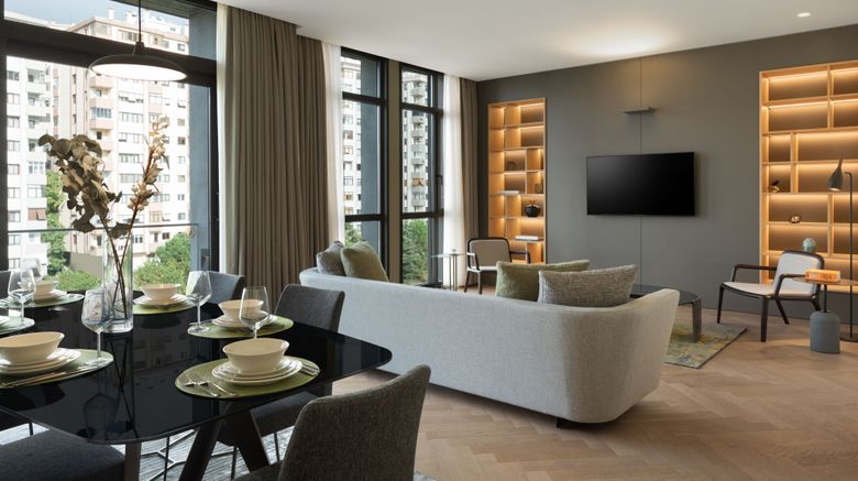<b>Marriott Executive Apartments Fulya Room</b>. Images powered by <a href="https://www.leonardoworldwide.com/" title="Leonardo Worldwide" target="_blank">Leonardo</a>.