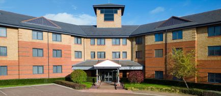 Delta Hotels Huntingdon Exterior