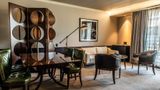 <b>The Singular Suite</b>. Images powered by <a href="https://www.leonardoworldwide.com/" title="Leonardo Worldwide" target="_blank">Leonardo</a>.