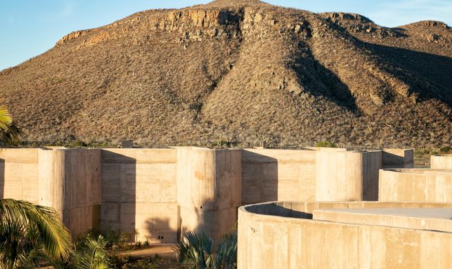Paradero Todos Santos Exterior