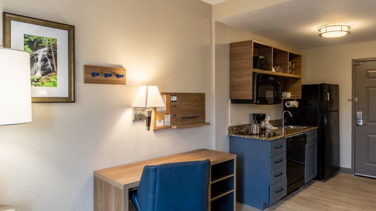 Candlewood Suites Hilton Head Suite